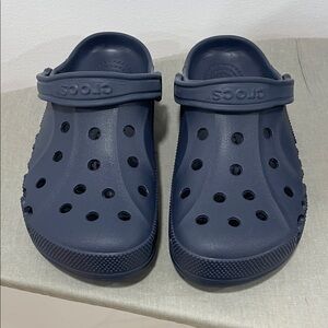 Men’s 10 women’s 12 Blue Crocs lightly used